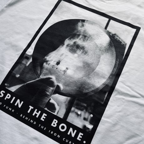 Tシャツ "肋骨レコード - SPIN THE BONE. 002 Positive (White)”