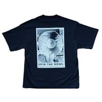 Tシャツ “肋骨レコード - SPIN THE BONE. 001 Negative (Black)”