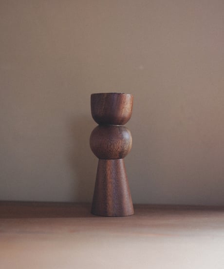 形を変えられる積み木のようなフラワーベース（A）