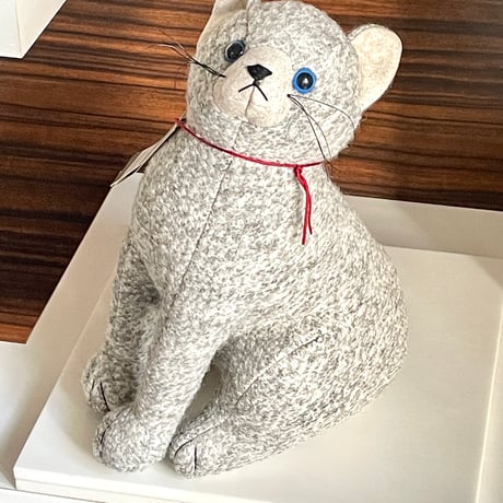 【廃盤品】紫色のブルドッグの置物 ブックエンド 廃盤品】紫色のブルドッグの置物 ブックエンド - メルカリ