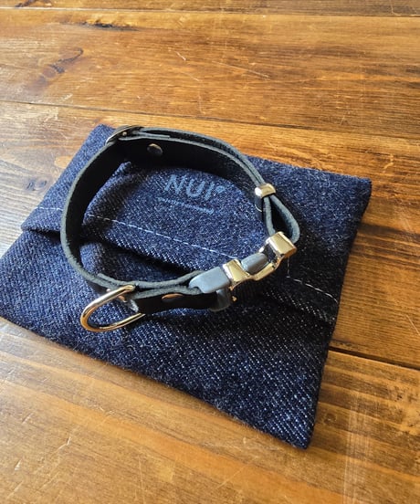 leather choker