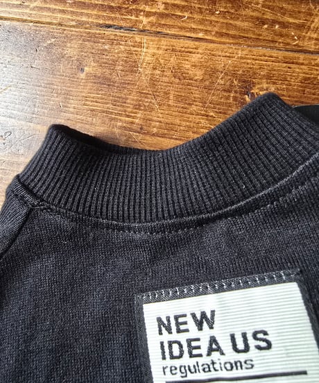 raglan sleeve T-shirt