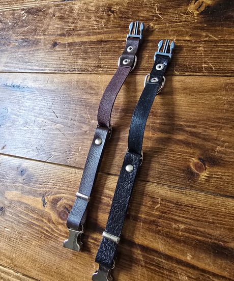 leather choker