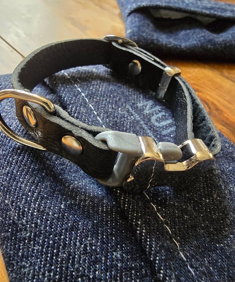 leather choker