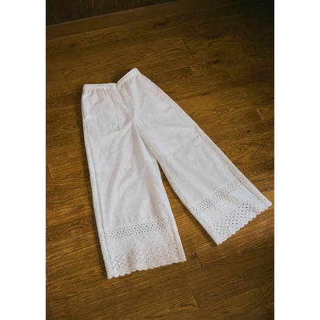 Cotton Scallop  Pants
