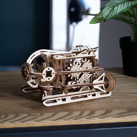 Ugears ユーギアーズ スチームパンクサブマリン 70229 Steampunk Submarine 木製 ブロック DIY パズル 組立 想像力 創造力 おもちゃ 知育 ウッドパズル 3D 工作