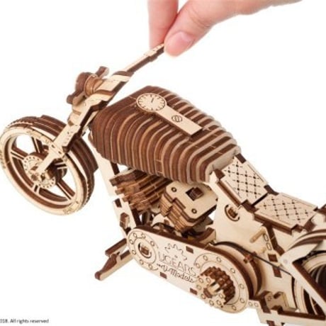 【公式】Ugears ユーギアーズ バイク 70051 Bike VM-02 木のおもちゃ 3D立体 パズル 知育 ウッドパズル 工作キット 木製 模型 キット 3Dパズル 夏休み 小学生 宿題