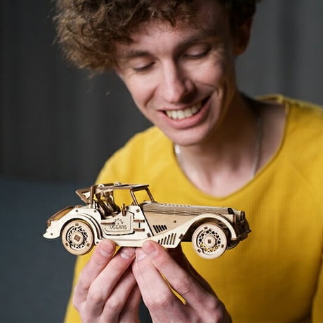 Ugears ユーギアーズ スポーツカー ラピッドマウス 70202 Sports Car Rapid Mouse 木製 ブロック DIY パズル 組立 想像力 創造力 おもちゃ 知育 ウッドパズル