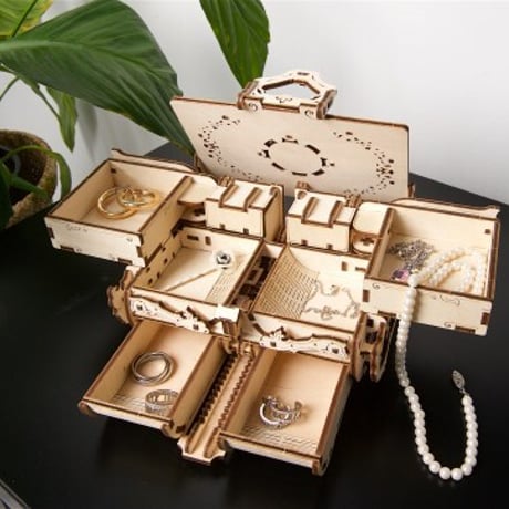 【公式】Ugears ユーギアーズ アンティークボックス 70089 Antique Box 木製 ブロック DIY パズル 組立 想像力 創造力 おもちゃ 知育 ウッドパズル 3D 工作キット 木製