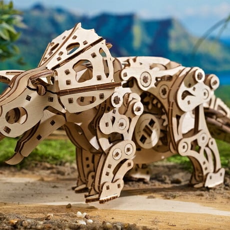 Ugears ユーギアーズ トリケラトプス 70211 Triceratops ブロック DIY パズル 組立 想像力 創造力 おもちゃ 知育 ウッドパズル 3D 工作キット 木製 模型 キット 恐竜