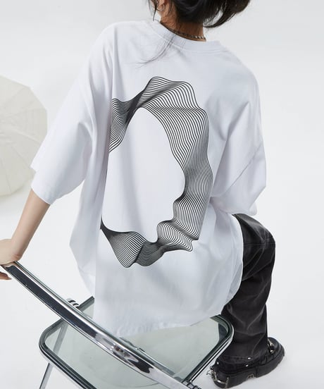Back Graphic Loose Fit Street T-Shirt  / 2colors