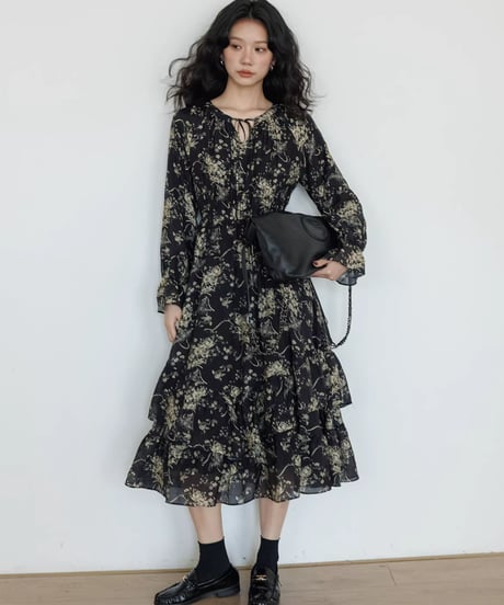 Vintage-Inspired Tiered Floral Midi Dress  / 3colors