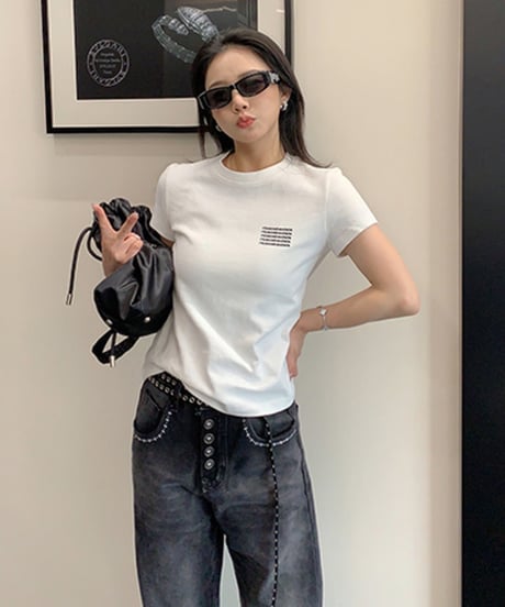 Minimal Logo Slim Fit T-Shirt  / 4colors