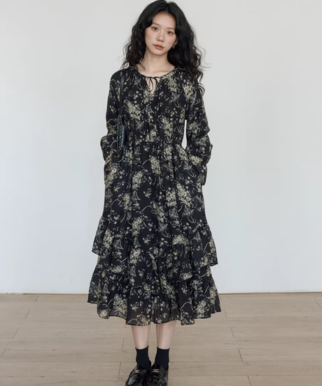 Vintage-Inspired Tiered Floral Midi Dress  / 3colors