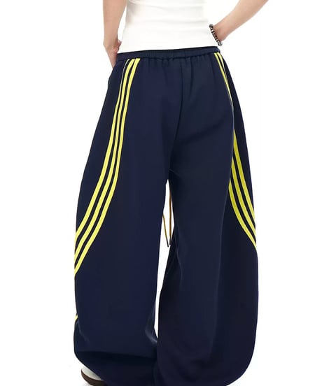 Curved Stripe Ultra Wide Track Pants  / 3colors