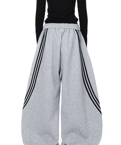 Curved Stripe Ultra Wide Track Pants  / 3colors