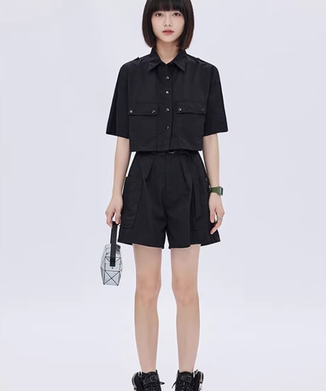 Cropped Short-Sleeve Shirt & Wide Shorts Setup