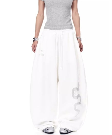Snake Rhinestone Wide Curve Sweat Pants / 2colors