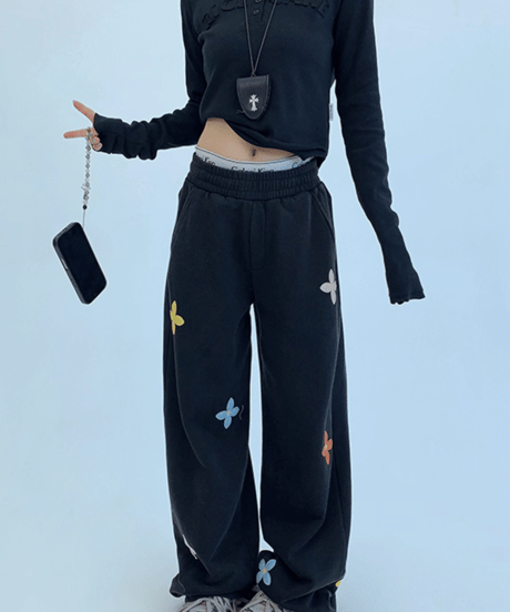 Flower Patch Loose-Fit Sweatpants / 2colors