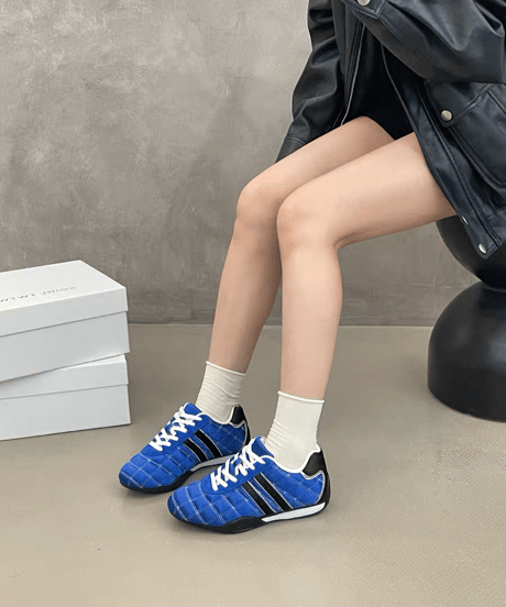 Quilted Low-Cut Lace-Up Sneakers / 4colors
