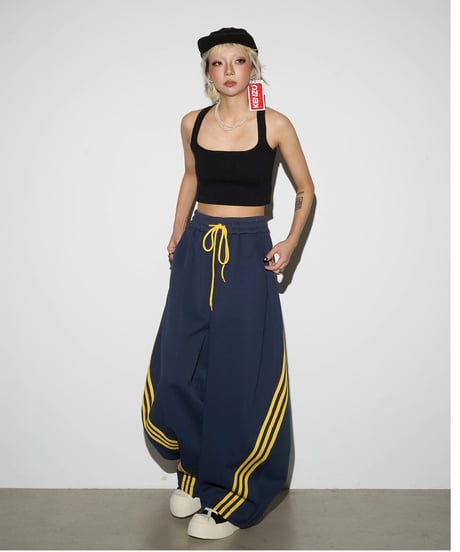 Curved Stripe Ultra Wide Track Pants  / 3colors