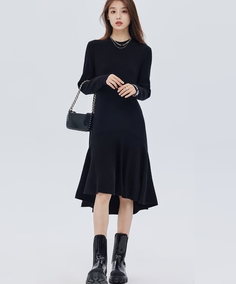Flare Design Long-Sleeve Knit Dress