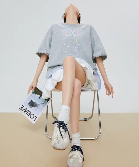 Trompe-L'oeil Headphone Graphic Tee