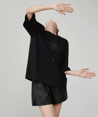 Minimal Graphic Oversized T-Shirt