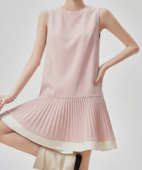 Low-Rise Pleated Flapper Dress