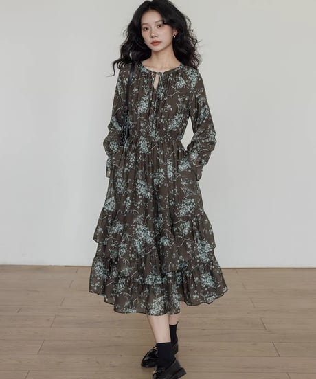 Vintage-Inspired Tiered Floral Midi Dress  / 3colors