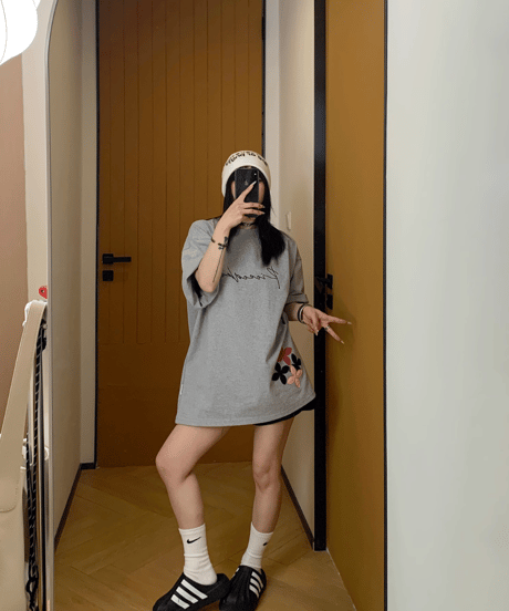 Flower Patch Oversized T-Shirt  / 2colors