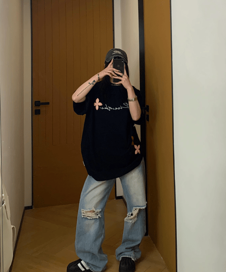 Flower Patch Oversized T-Shirt  / 2colors