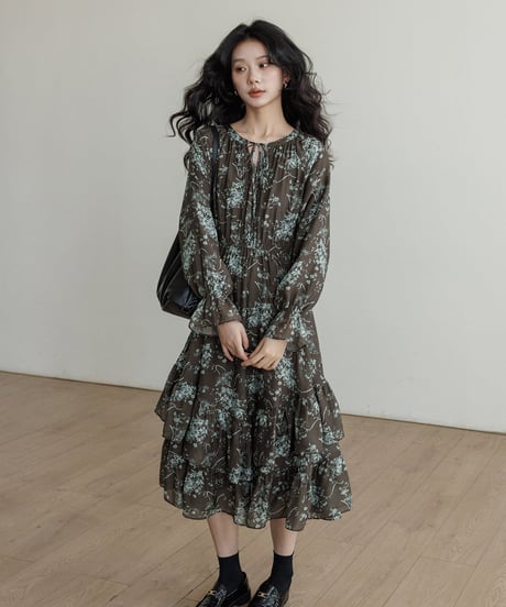 Vintage-Inspired Tiered Floral Midi Dress  / 3colors