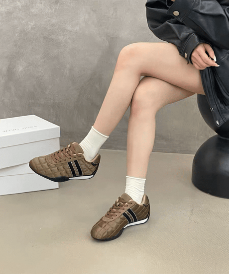 Quilted Low-Cut Lace-Up Sneakers / 4colors