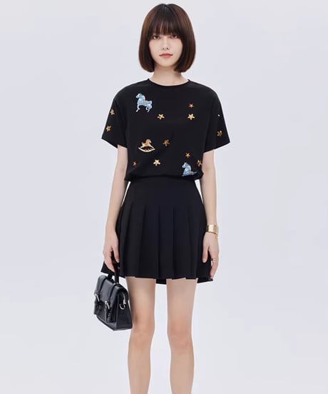 Playful Horse Motif Embroidered Short-Sleeve T-shirt