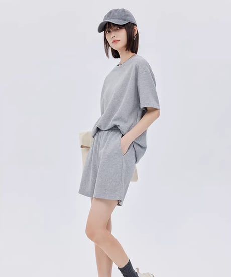 Relaxed Oversized T-Shirt / Shorts Setup