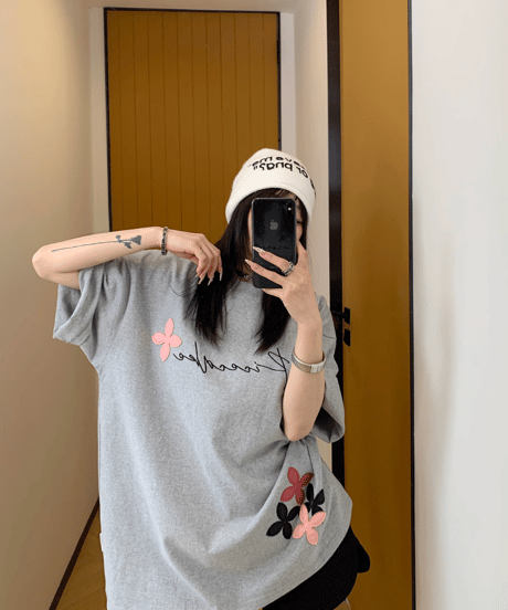 Flower Patch Oversized T-Shirt  / 2colors