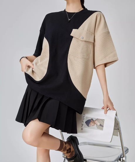 Circular Color-Block Loose Fit T-shirt
