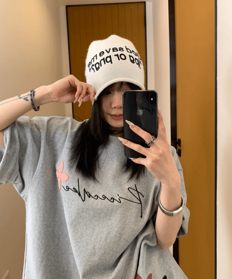 Flower Patch Oversized T-Shirt  / 2colors