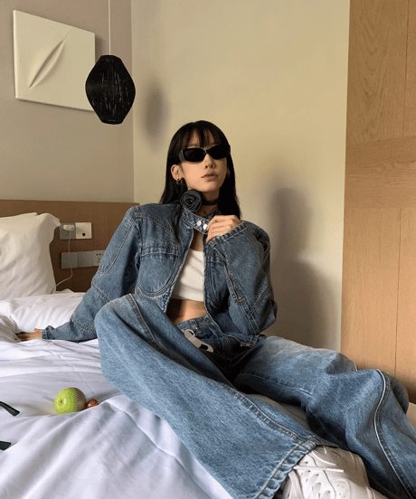 Vintage Mock Neck Denim Setup