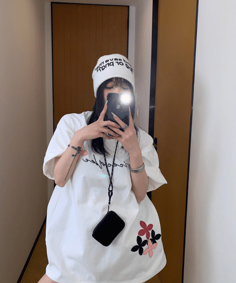 Flower Patch Oversized T-Shirt  / 2colors