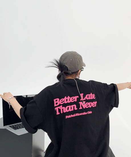 Pink Graphic Back Print Oversized T-Shirt / 2colors