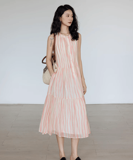Halter Neck Resort Dress  / 2colors