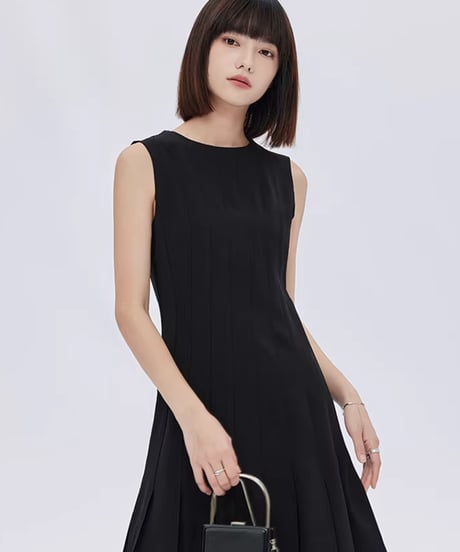 Round Neck Sleeveless Dress