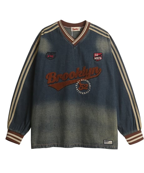 Vintage College Logo V-neck Pullover