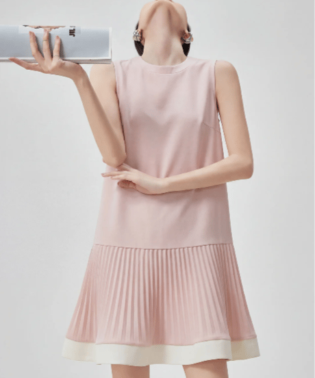 Low-Rise Pleated Flapper Dress