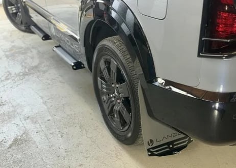 【LANDLIC】 5色設定あり！マッドフラップ 新型デリカ DELICA　D:5　2026-