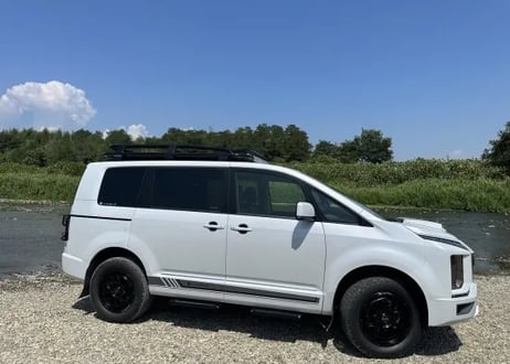 【LANDLIC】 サイドステップ　フロント用　DELICA　D:5　中期型2019-専用