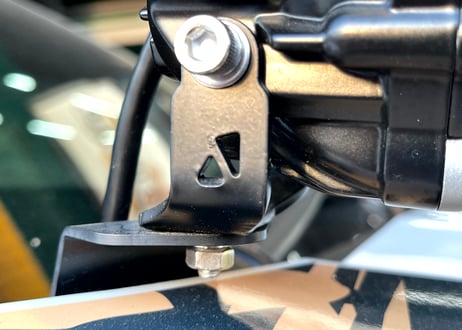 【X-Fang】トライトン/LC2T ボンネット ランプ ブラケット Bonnet Lamp Bracket　TRITON LC2T専用