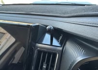 【LANDLIC】 新型デリカ　DELICA　D:5　2026-用 スマートフォンホルダーラック